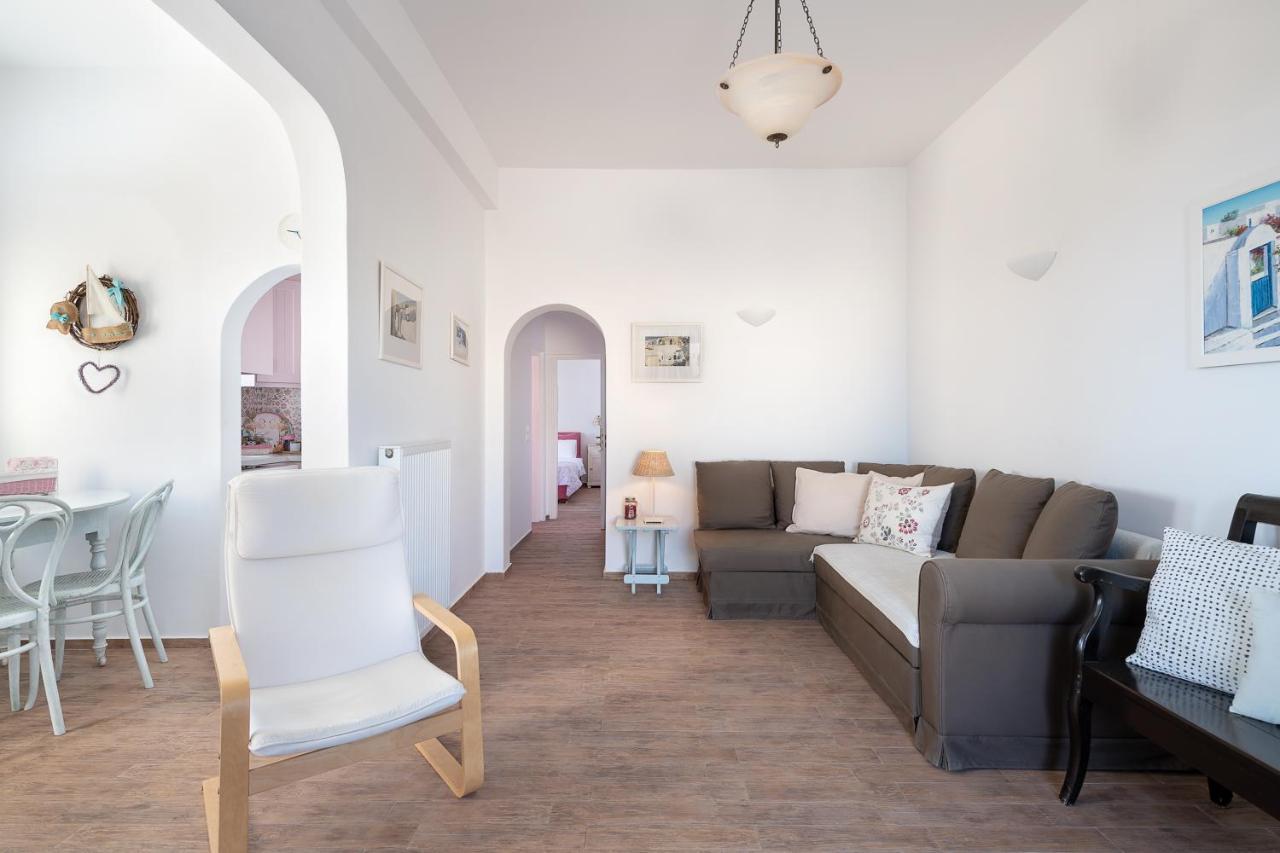 Villa Flora'S House & Cave Winery Pyrgos Kallistis Exterior foto