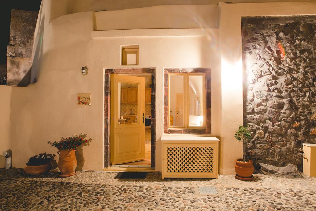 Villa Flora'S House & Cave Winery Pyrgos Kallistis Exterior foto