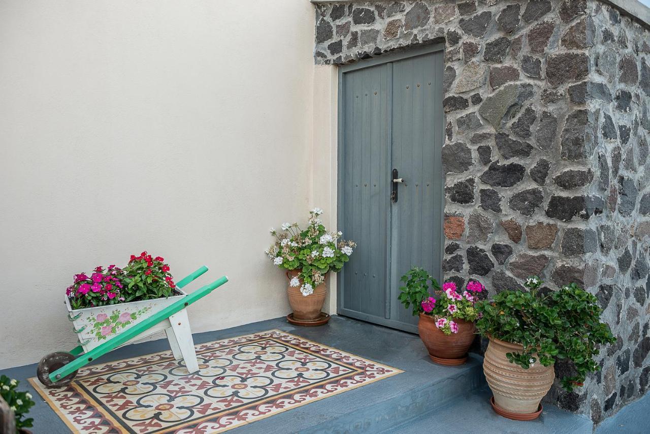 Villa Flora'S House & Cave Winery Pyrgos Kallistis Exterior foto