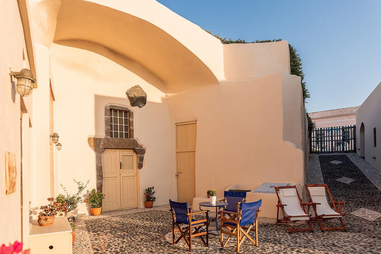Villa Flora'S House & Cave Winery Pyrgos Kallistis Exterior foto