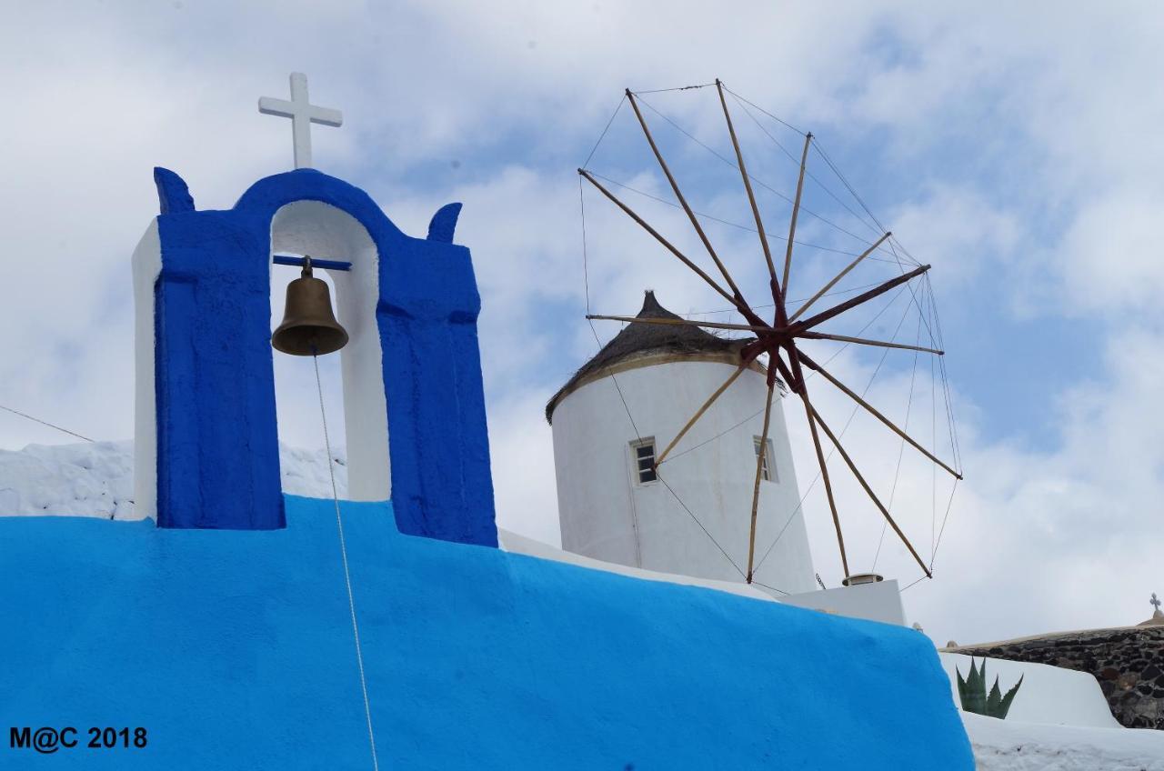 Villa Flora'S House & Cave Winery Pyrgos Kallistis Exterior foto