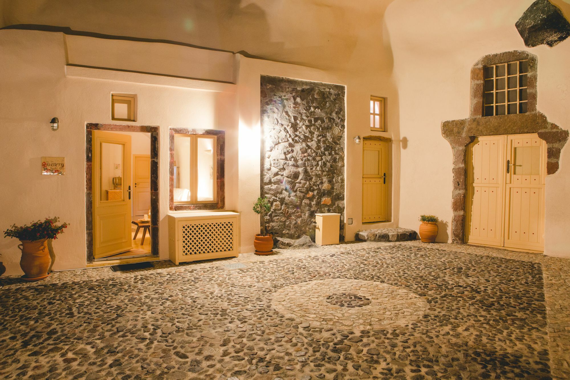 Villa Flora'S House & Cave Winery Pyrgos Kallistis Exterior foto